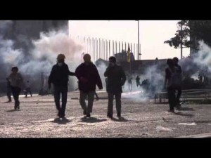 Turkish Police Move Past Barricades