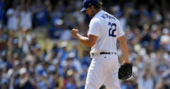Kershaw throws complete game, beats Royals 5-2