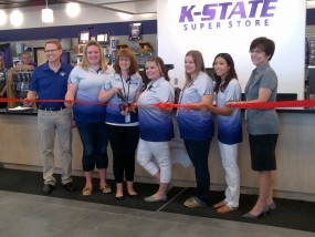 super store ribbon cutting 1