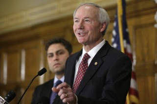 Asa Hutchinson, Jonathan Dismang