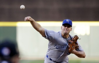 Kansas City Royals starting pitcher Joe Blanton in action against the Seattle Mariners in the first inning of a baseball game Monday, June 22, 2015, in Seattle. (AP Photo/Elaine Thompson)