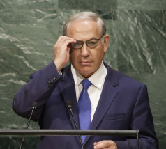 Israel's Prime Minister Benjamin Netanyahu looks at the audience before speaking during the 70th session of the United Nations General Assembly at U.N. headquarters, Thursday, Oct. 1, 2015. (AP Photo/Seth Wenig)