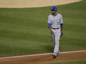 Kansas City Royals pitcher Yordano Ventura walks off the infield after being relieved by Danny Duffy during the fourth inning of Game 3 of the Major League Baseball World Series against the New York Mets Friday, Oct. 30, 2015, in New York. (AP Photo/Julie Jacobson)
