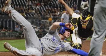 Lavarnway drives in winning run, Pirates top Royals in 11