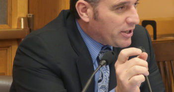 GOP tax bill clears Kansas Legislature, Gov. Kelly expected to veto