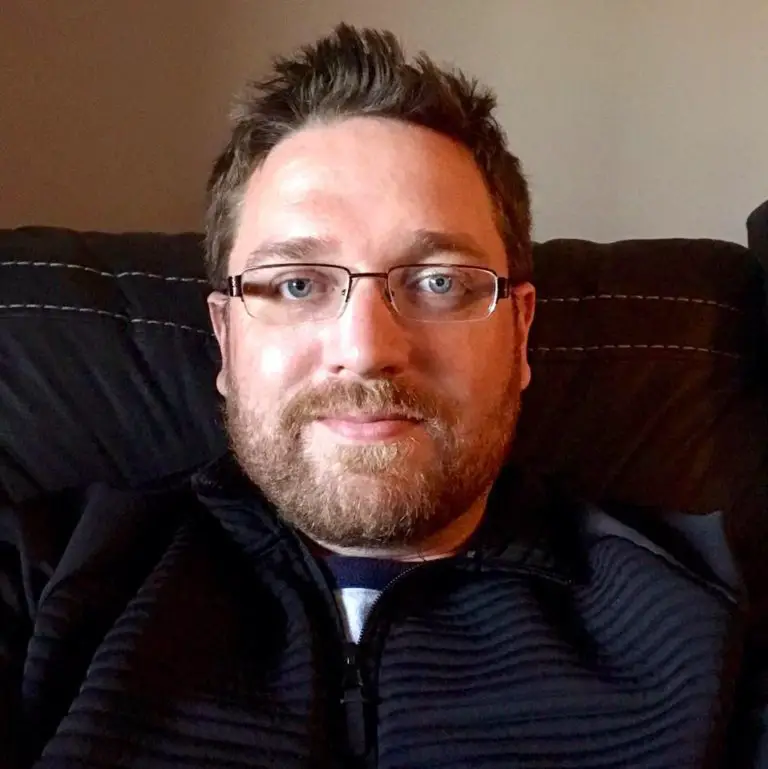 Estabrook to remain in Manhattan Commission race News Radio KMAN