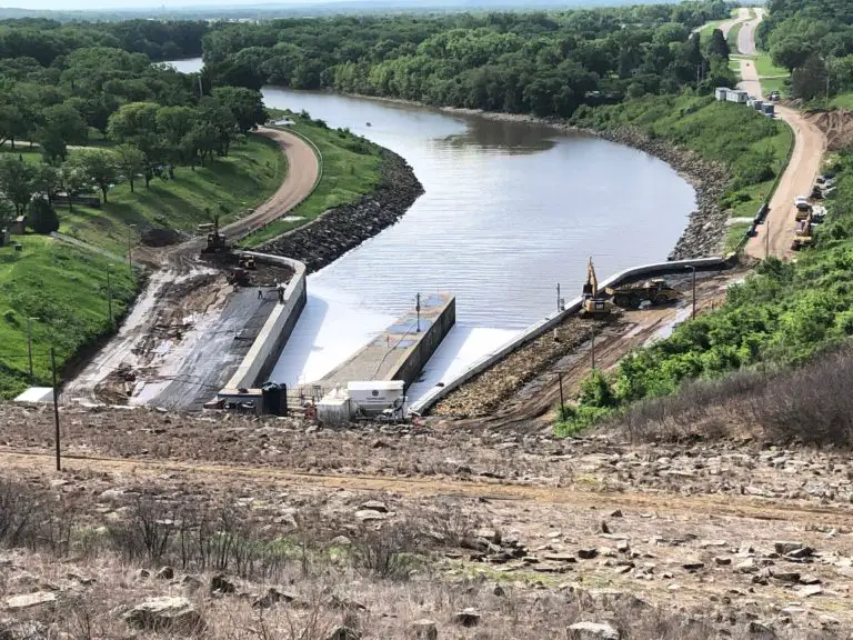 Update As Tuttle Creek Lake rises, officials planning for potential