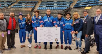 Manhattan Wrestling Brings Home Four Medalists