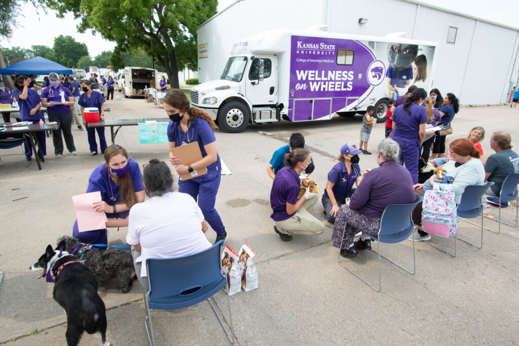 K-State’s Vet Med shelter medicine program set to embark with new mobile clinic