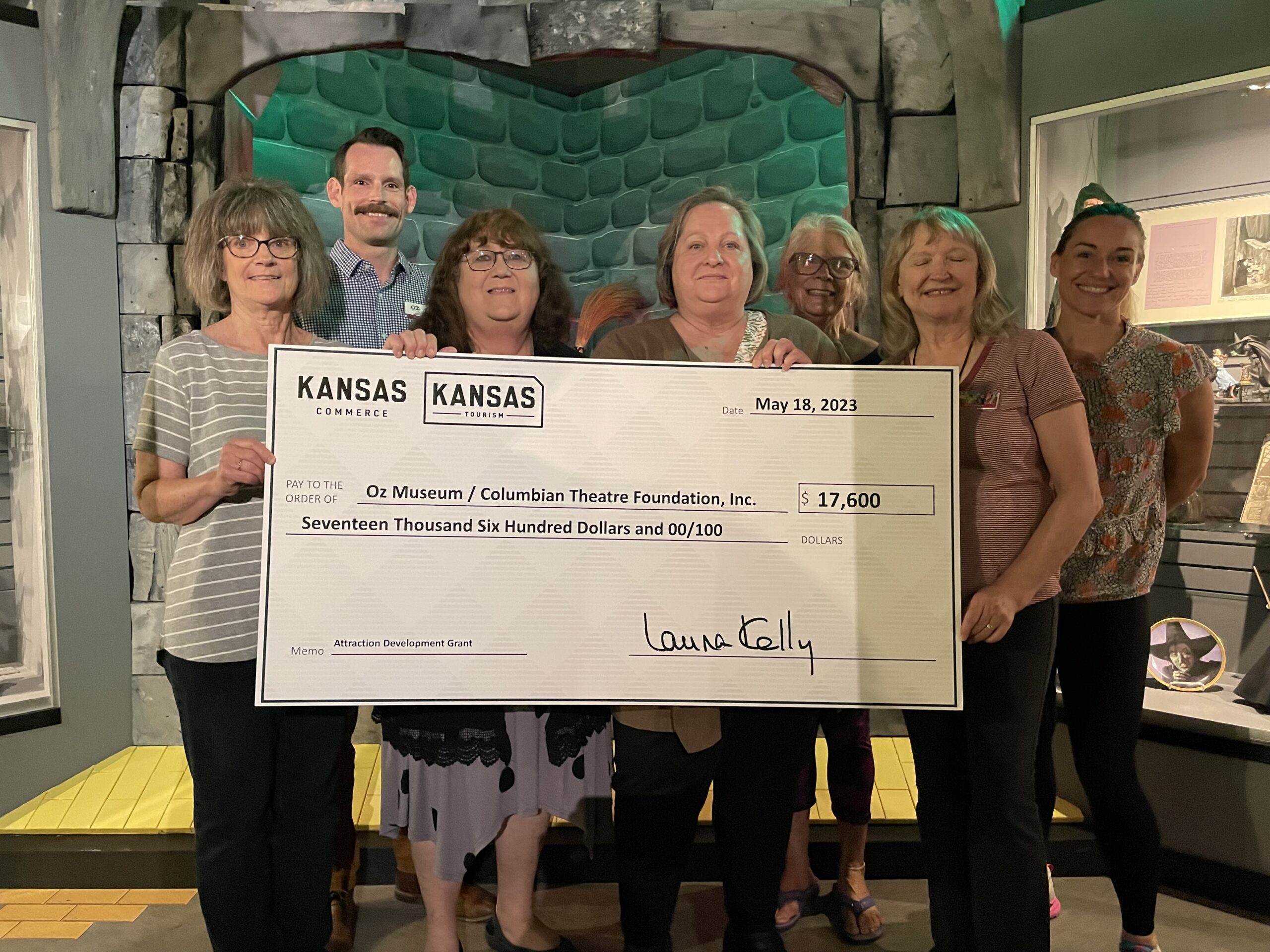Oz Museum Exhibit Receives 17 600 Grant From Kansas Tourism News oz-museum-exhibit-receives-17-600-grant-from-kansas-tourism-news