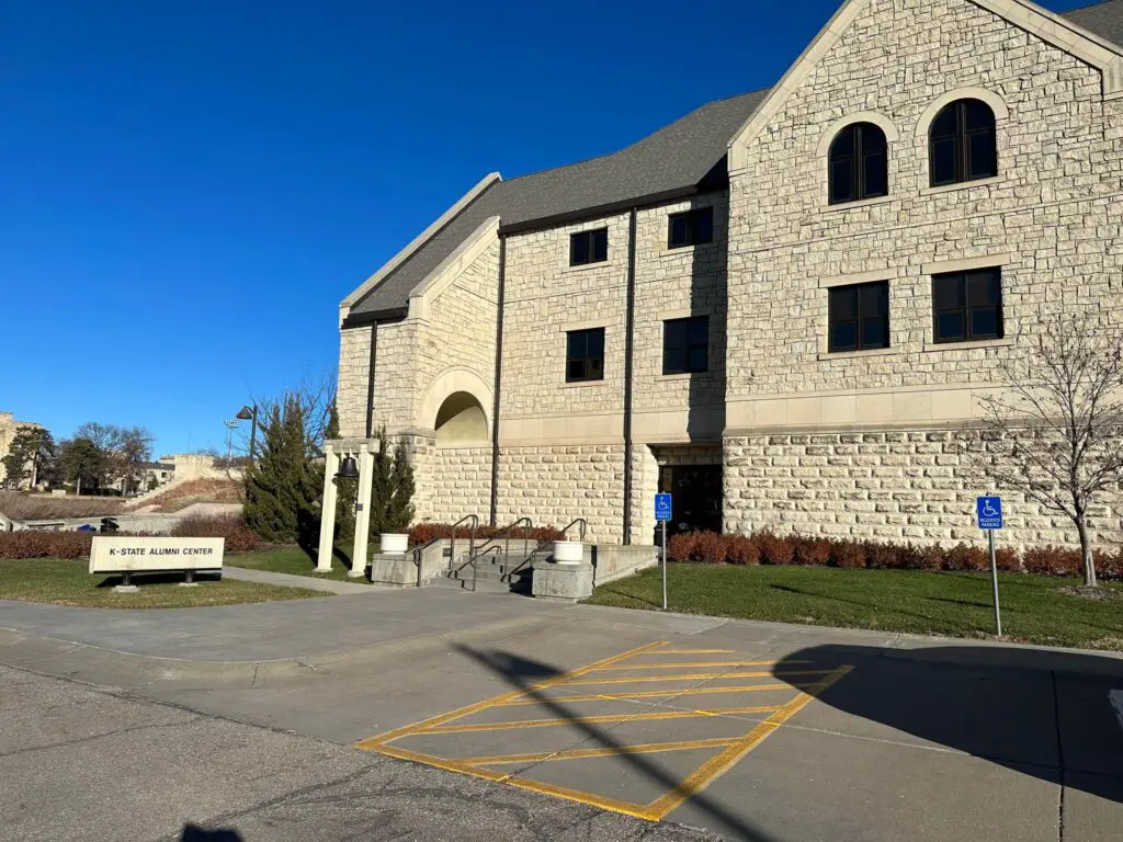 Reception for retiring Provost Chuck Taber