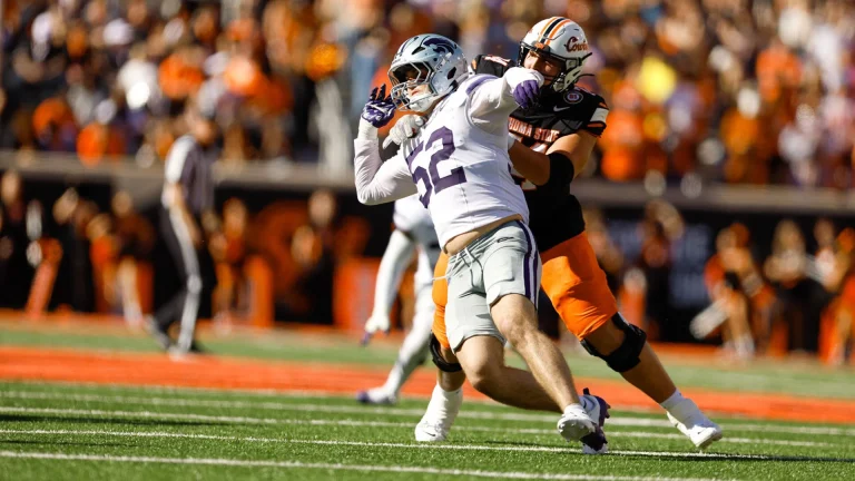 K-State DE Ryan Davis to enter transfer portal