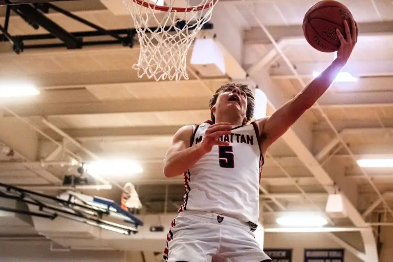 Manhattan boys down Dodge City for 4th straight win