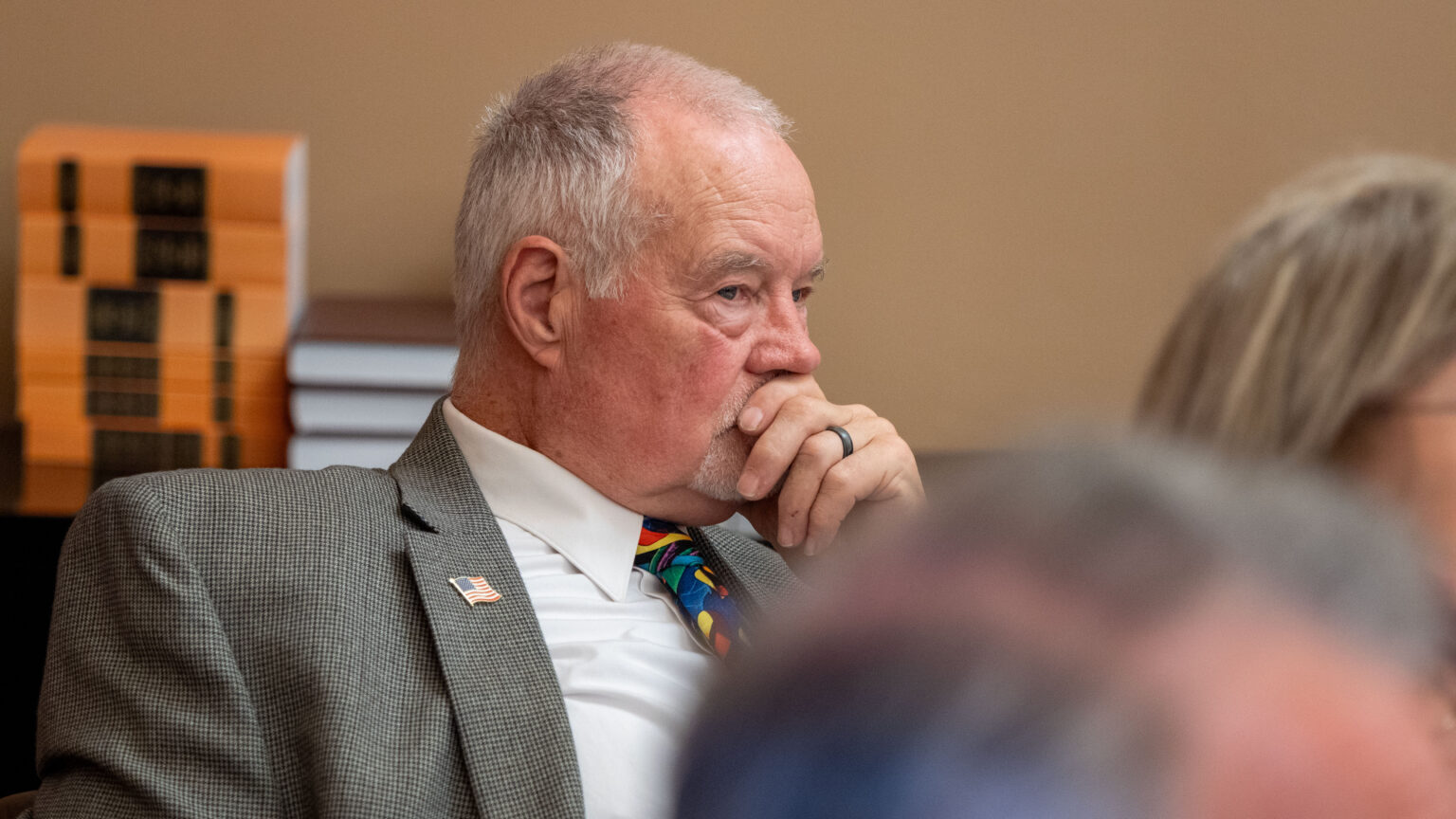 Kansas bill would give state employees 10% of savings from reported fraud, waste or abuse