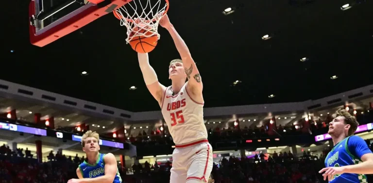 New Mexico big man JT Rock commits to K-State