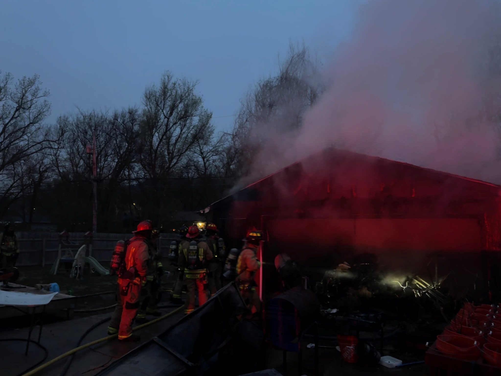 Garage fire in Manhattan causes $80,000 in damage - News Radio KMAN