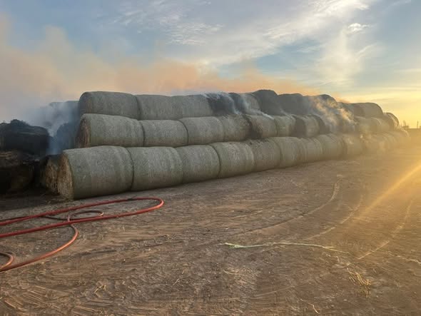 Nearly 300 hay bales burn in Geary County fire